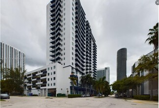 Building Photo - 275 NE 18th St Building Photo - 275 NE 18th St