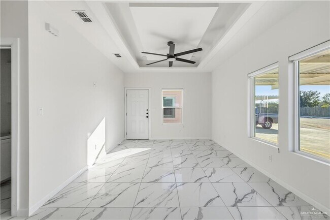 Foto del edificio - 1324 N Abesam Ave