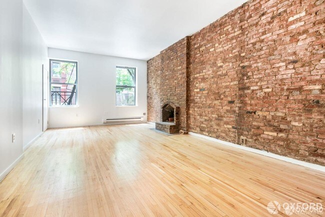 Building Photo - 121 West 3rd Street
