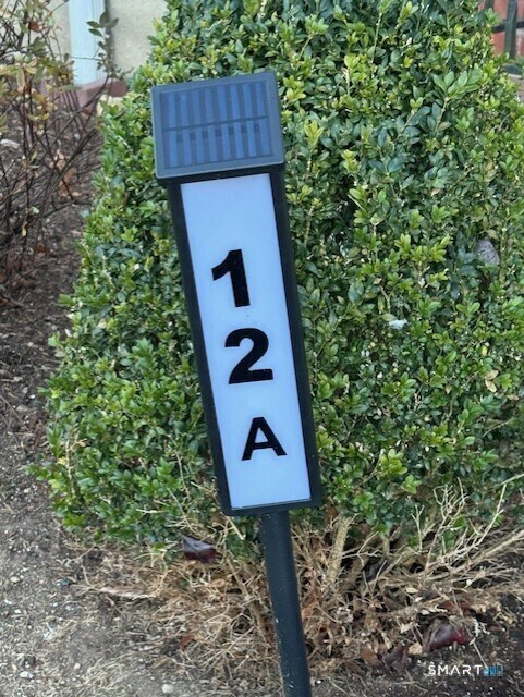 Foto del edificio - 236 Glenbrook Rd