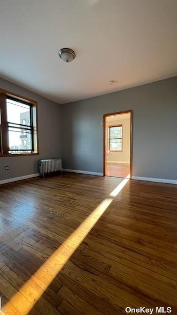 Foto del edificio - 35-56-56 94th St