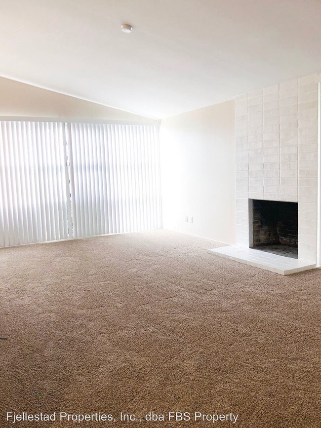 Building Photo - 3 br, 2 bath House - 8385 Tommy Drive