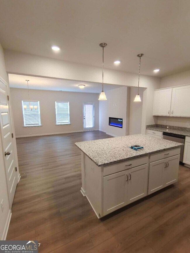 Foto del edificio - 316 Skye Ln