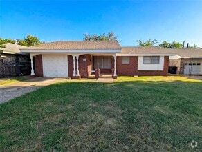 Building Photo - 2709 SW 55th St