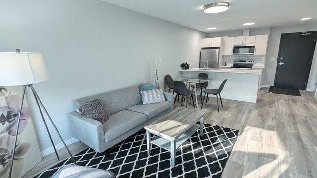 Building Photo - 475 St Anne's Rd