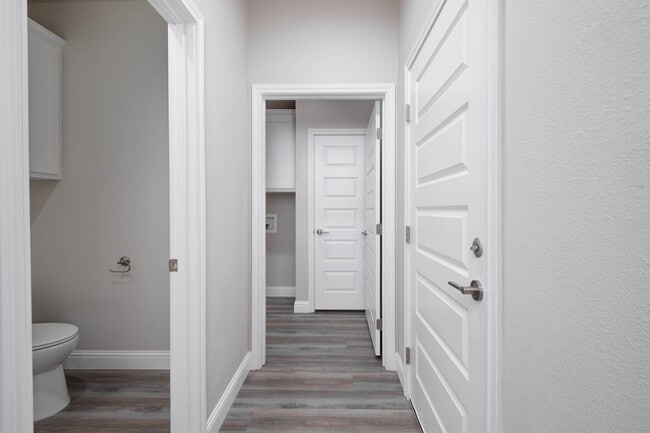 Building Photo - 1810 3rd Ave