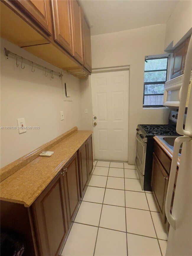 Foto del edificio - 807 86th St