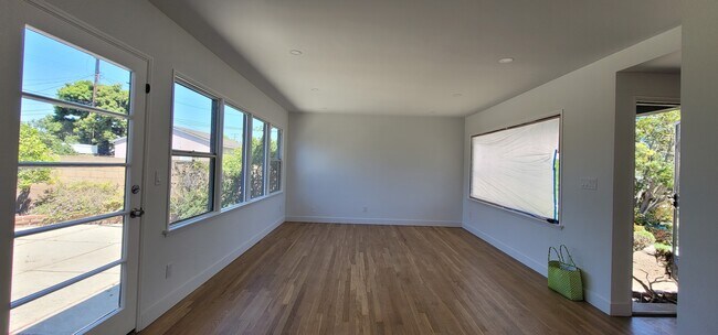 Sala de estar - 5509 W 134th St