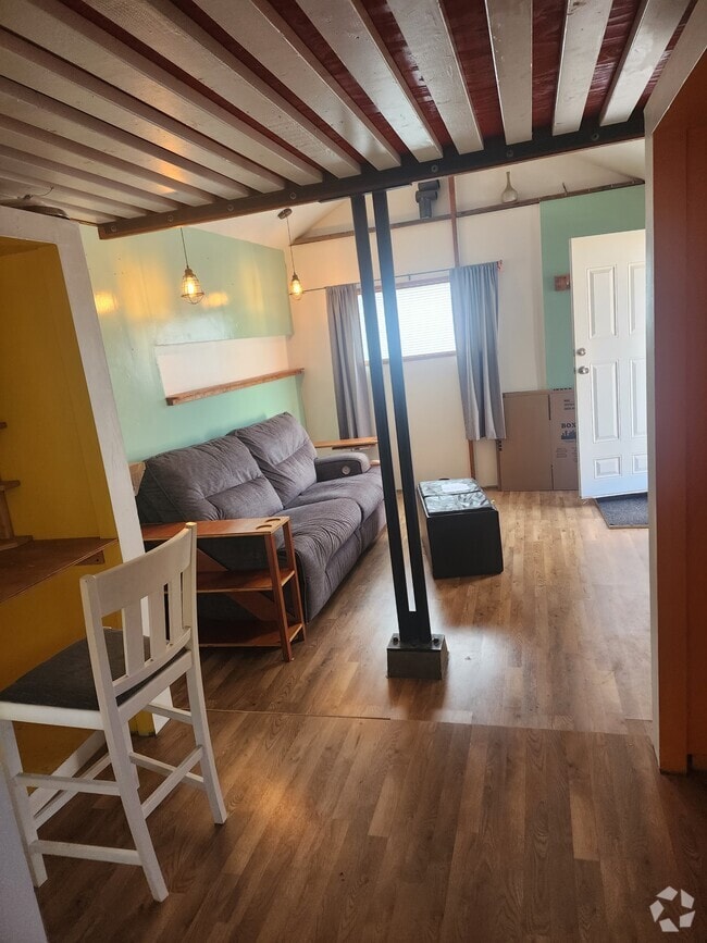 Pico Apartments under 1,550 Santa Monica, CA 2 Rentals