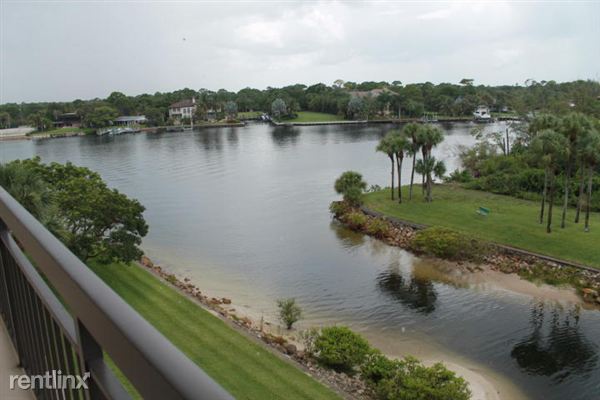 Building Photo - 1801 Marina Isle Way