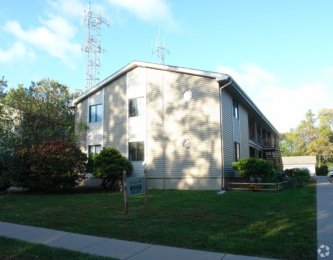 Building Photo - College Hill