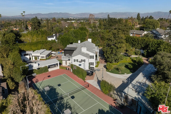 Building Photo - 17503 Rancho St