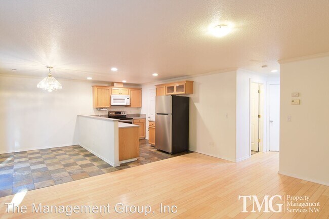 Building Photo - 3 br, 2.5 bath House - 1810 SW 6th Street