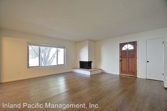 Building Photo - 1141 11th St