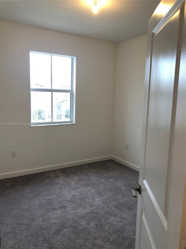 Foto del edificio - 2610 SE 13th St