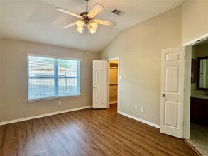 Building Photo - 2303 Corry Crest Cir