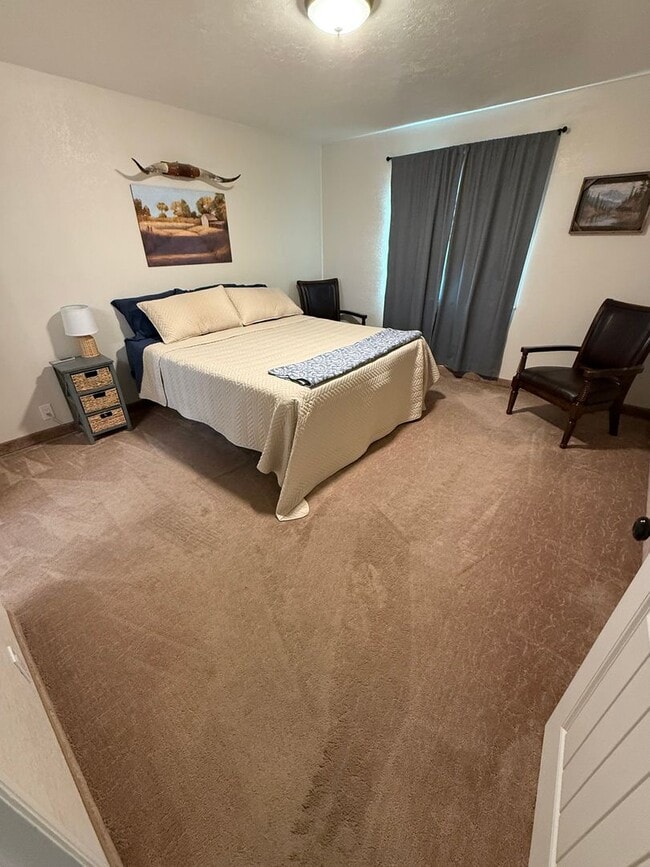 Foto del edificio - Beautiful 4 Bedroom, 3 Bathroom Home With Basement in Cedar City