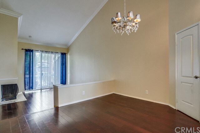 Foto del edificio - 25691 Pine Creek Ln