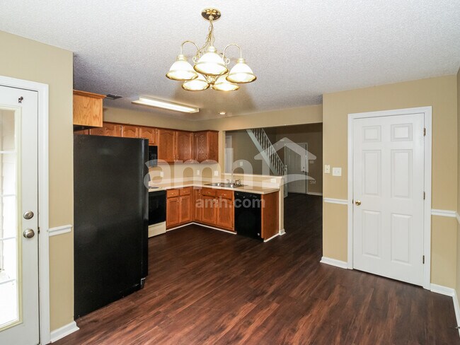 Foto del edificio - 10001 Houston Birch Dr