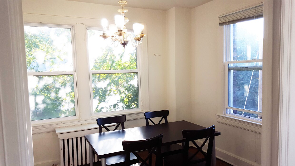 Foto principal - 4716 Ellsworth Ave