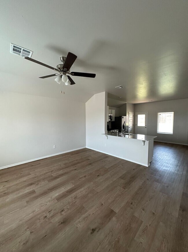 Building Photo - *No Rent Until 2026!* BRAND NEW Three Bedr...