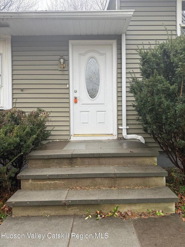 Foto del edificio - 6 Van Orden Rd