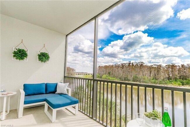 Foto del edificio - 6058 National Blvd