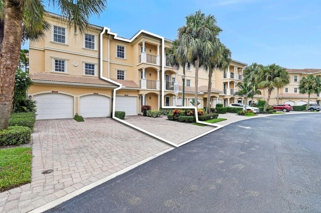 Building Photo - 12583 SE Old Cypress Dr