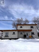 Building Photo - 1133 Maisonneuve St