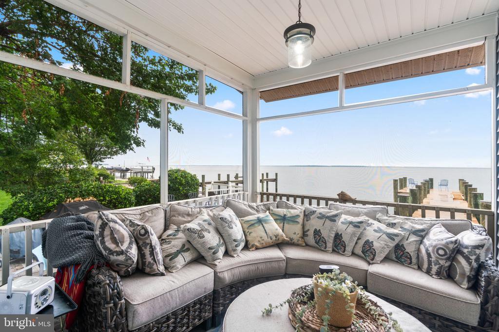 Foto principal - 2130 Lake Dr