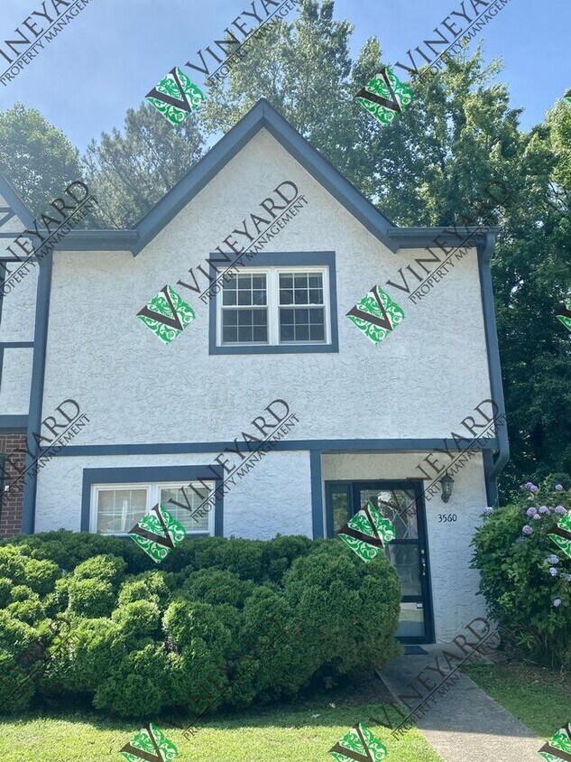 Primary Photo - 2 Bed/2.5 Bath Townhome- Great Marietta Lo...