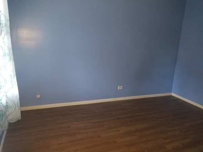 Building Photo - 2453 W 46th Pl