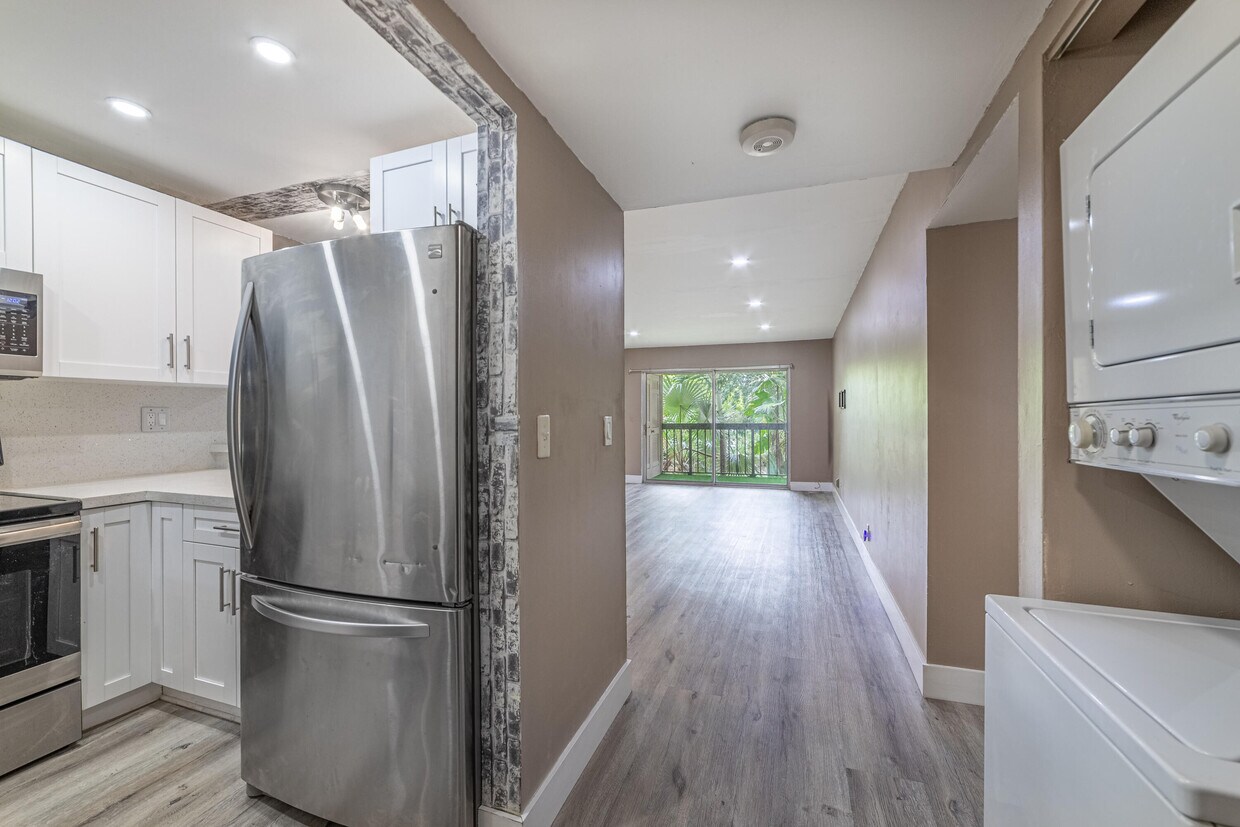 Foto principal - 2755 W Atlantic Ave