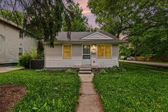 Building Photo - 15504 Leona Dr