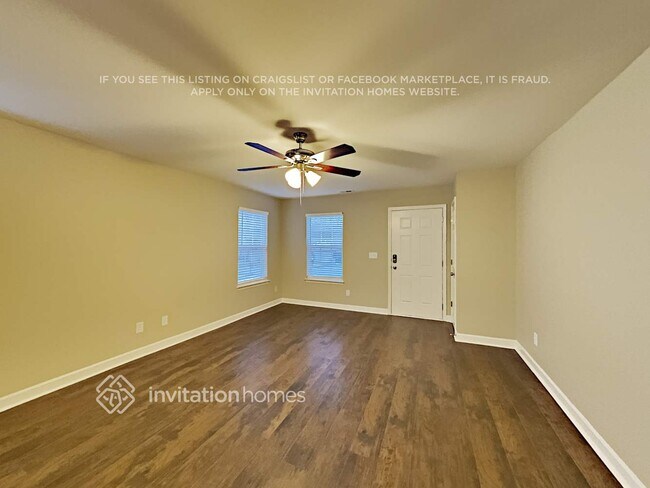 Foto del edificio - 886 Anchor Way NE