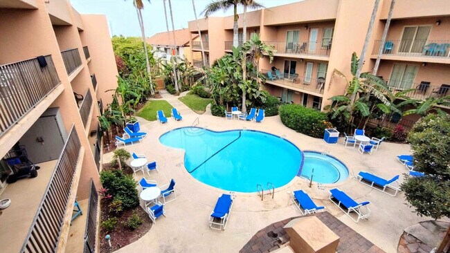 Building Photo - 2401 Gulf Blvd