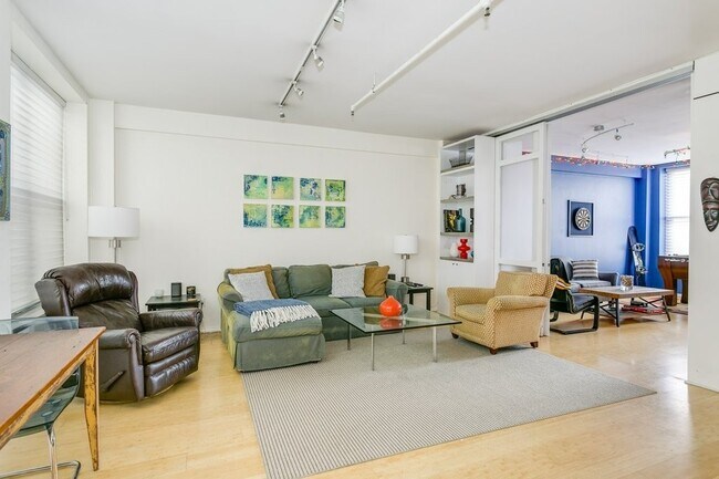Foto del edificio - 453 Washington St