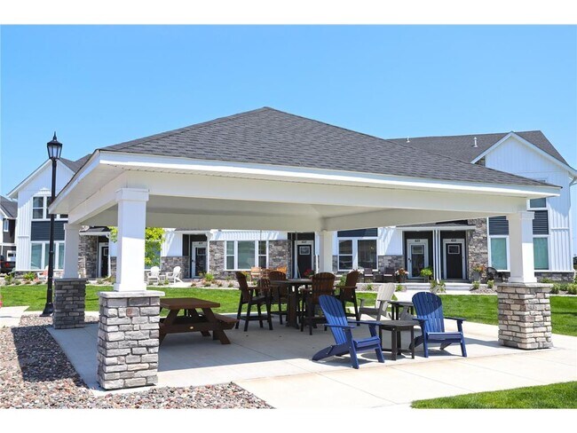 Foto del edificio - 2438 N Blossom Cir