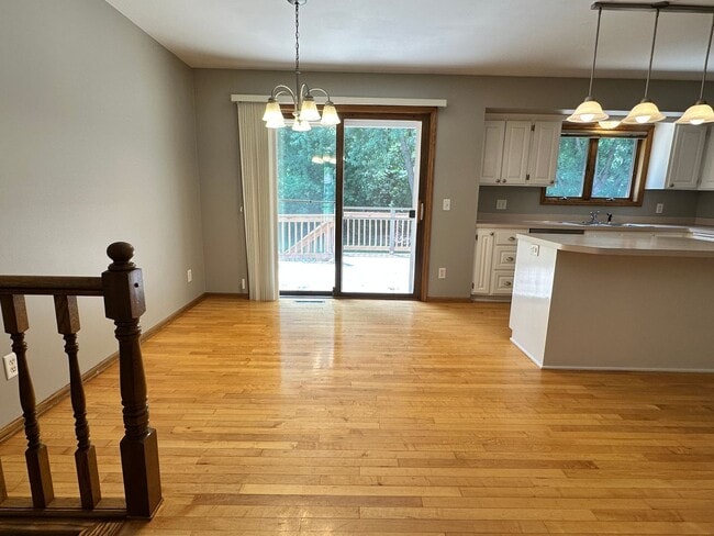 Building Photo - Maple Grove Single Family Home, Office, Fa...