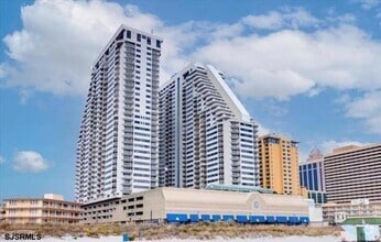 Building Photo - 3101 Boardwalk