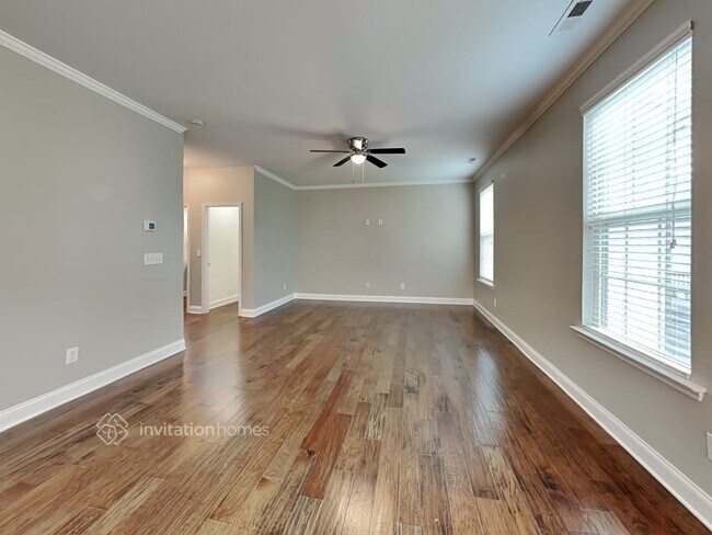 Building Photo - 138 Davelyn Ct