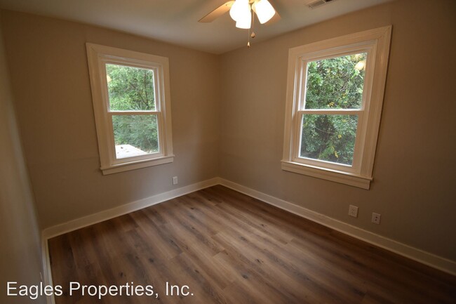 Foto del edificio - 2 br, 1 bath House - 904 North Pineview Av...