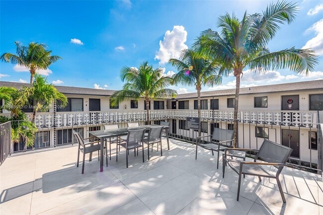 Foto del edificio - 1330 W 29th St