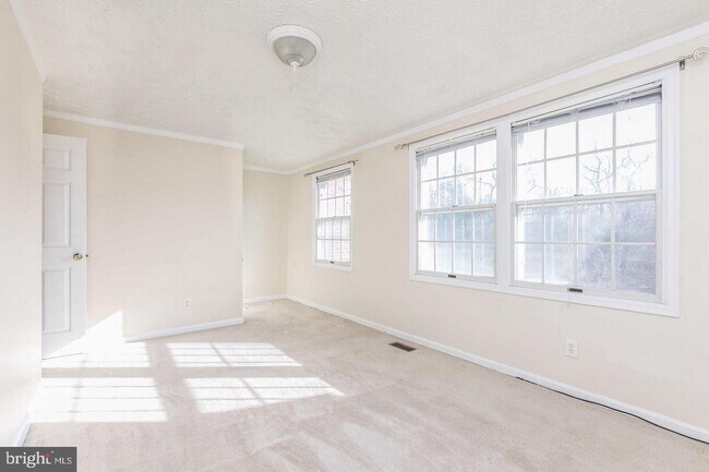 Foto del edificio - 7304 Hidden Cove