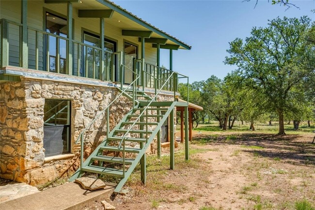 Building Photo - 1217 Lost Oak Trail