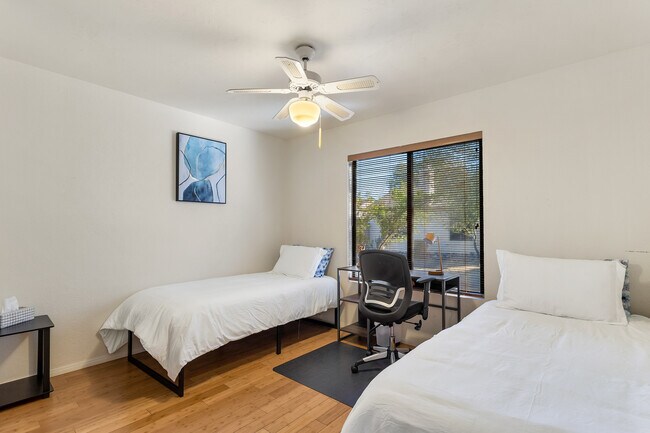 Foto del edificio - 2447 N Palo Dulce Dr