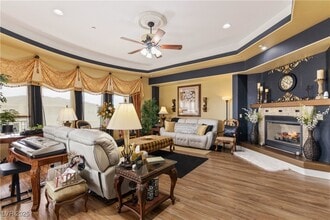 Building Photo - 9145 Tesoras Dr