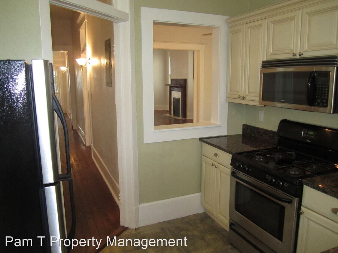 Foto principal - 315 E 31st St