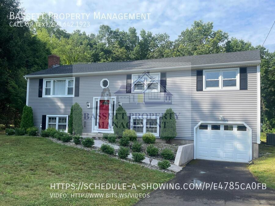 Primary Photo - 45 Carriage Dr