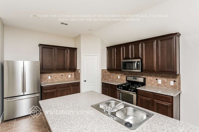 Foto del edificio - 2512 Flowing Springs Dr